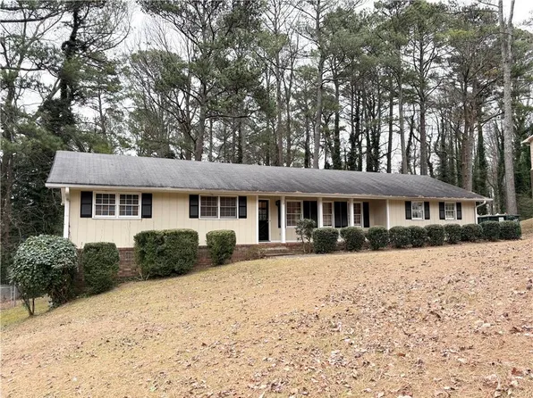 2356 Cambridge St, Snellville, GA 30078
