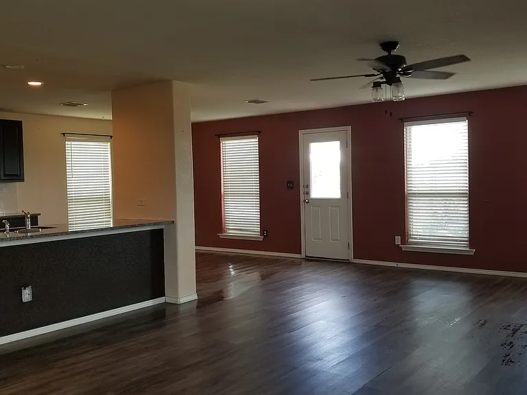 2401 Ranger Pass — Photo 2