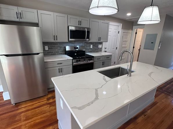 209-217 E Seneca St #211