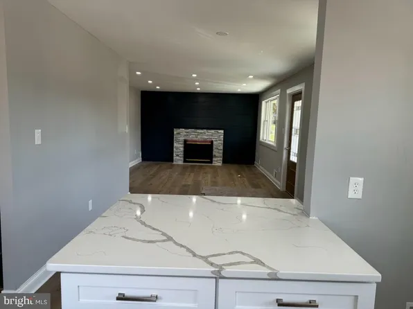 708 Somerset Pl, Hyattsville, MD 20783