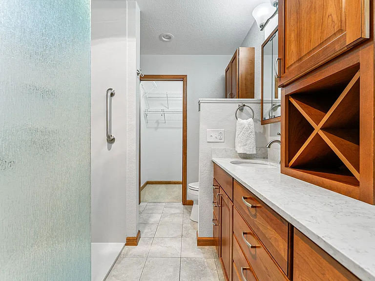 249 S Buchanan Ave — Photo 36