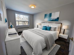 317 The Kingsway #6, Toronto, ON M9A 3V3