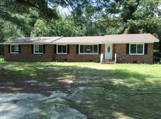 6301 Norton Dr, Fayetteville, NC 28304