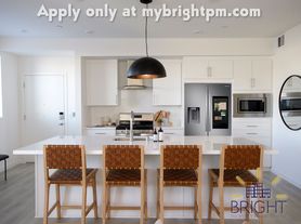 The Flats at The Mill at Broadway