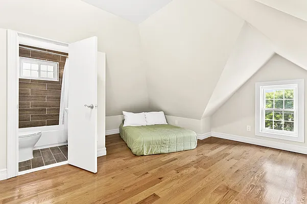 Sold by RELB Realty LLC | media 5