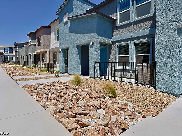 9859 Hidden Pass Ave — Photo 3