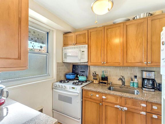 5th image of 3511 86th St #5M