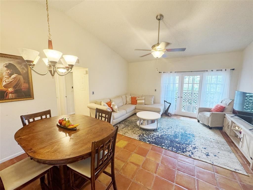 715 Gardens Drive #203, photo 5