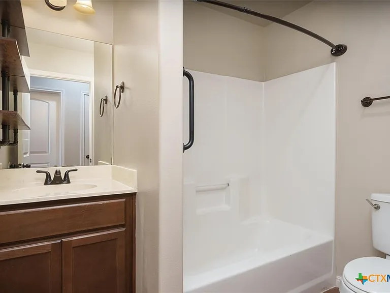 165 S Guadalupe St #212 — Photo 9