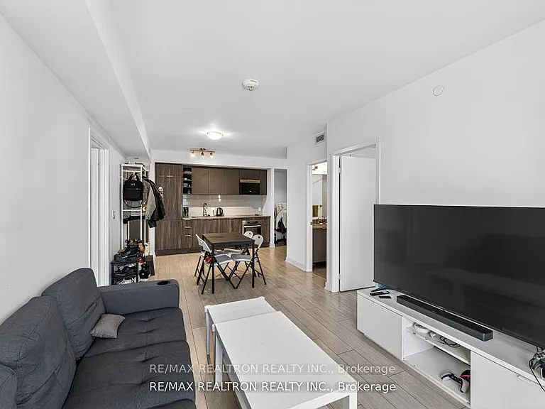 2033 Kennedy Rd #2008 — Photo 11