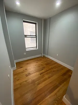 Rented by Bohemia Realty Group | media 12