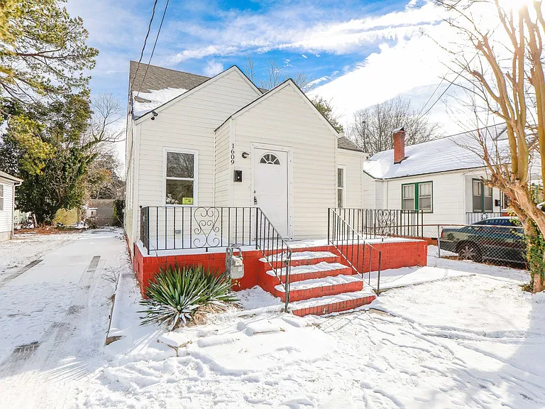 1609 Richmond Ave — Photo 31