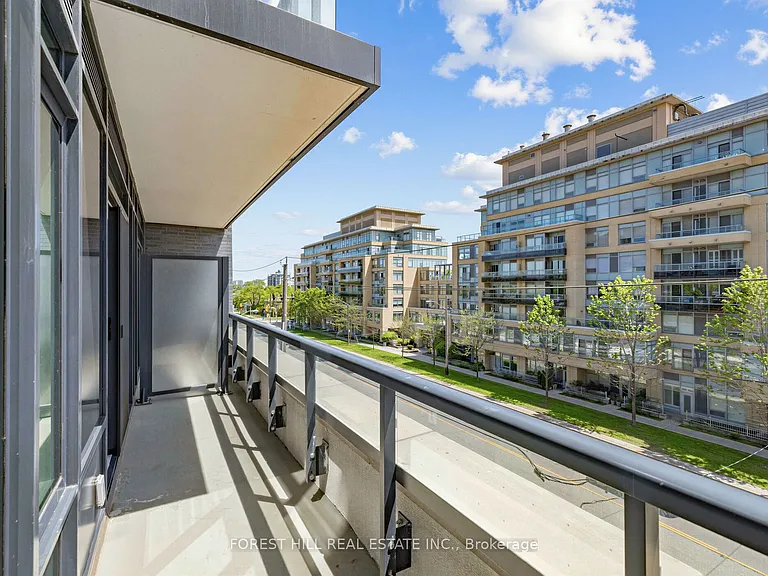 700 Sheppard Ave W #403 — Photo 29