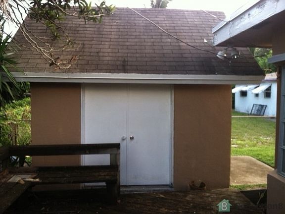 4th image of 1760 NW 27th Ter