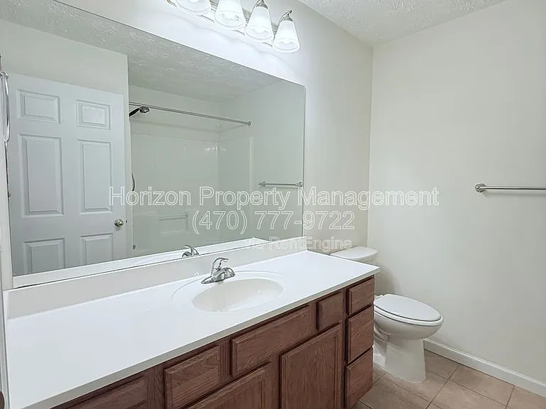 4019 Hidden Hollow Dr — Photo 13