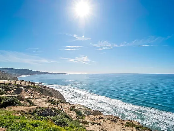 9477 La Jolla Shores Dr #B — Photo 13