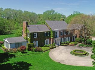 301 W Laurel Ave, Lake Forest, IL 60045