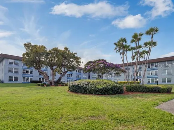 333 LAKE HOWARD DRIVE NW #204D, WINTER HAVEN, FL 33880