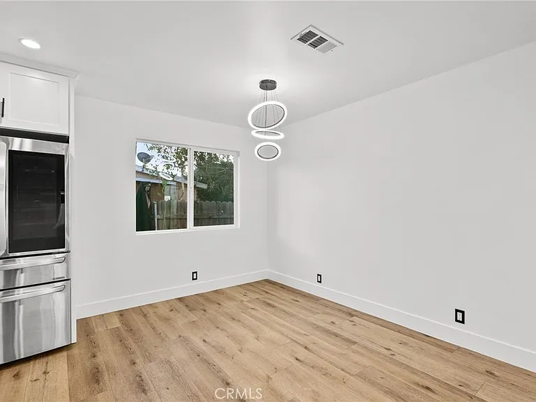 12869 Norris Ave — Photo 6