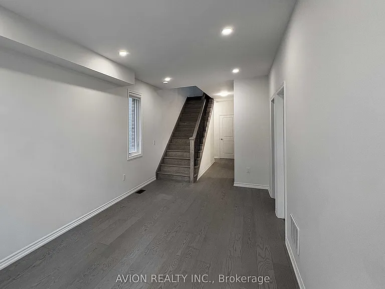 74 Puisaya Dr — Photo 11