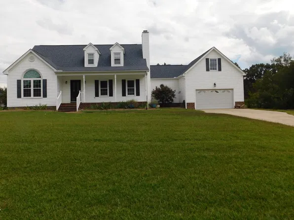1231 Evergreen Dr, Nashville, NC 27856
