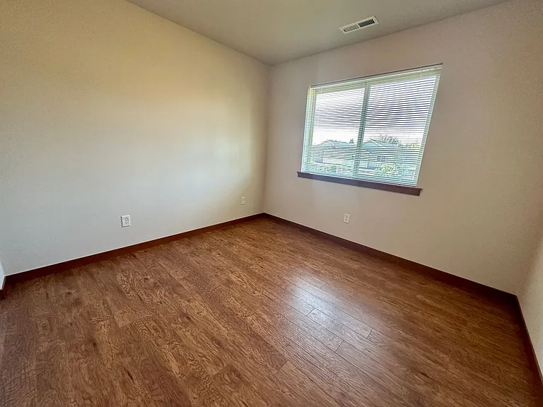 5831 Pioneer Ridge Pl — Photo 16
