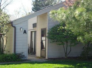 1460 Cedarwood Dr UNIT 23-A, Westlake, OH 44145