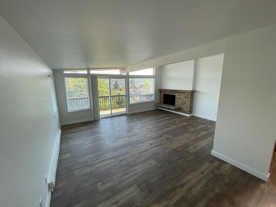 1st image of 3459 23rd Ave W