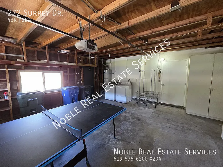 272 Surrey Dr — Photo 30