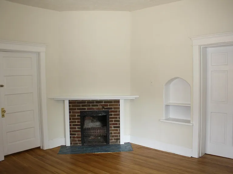 503 E Smith Ave — Photo 5