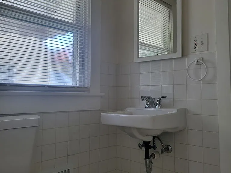 219 Beechwood Ave — Photo 15