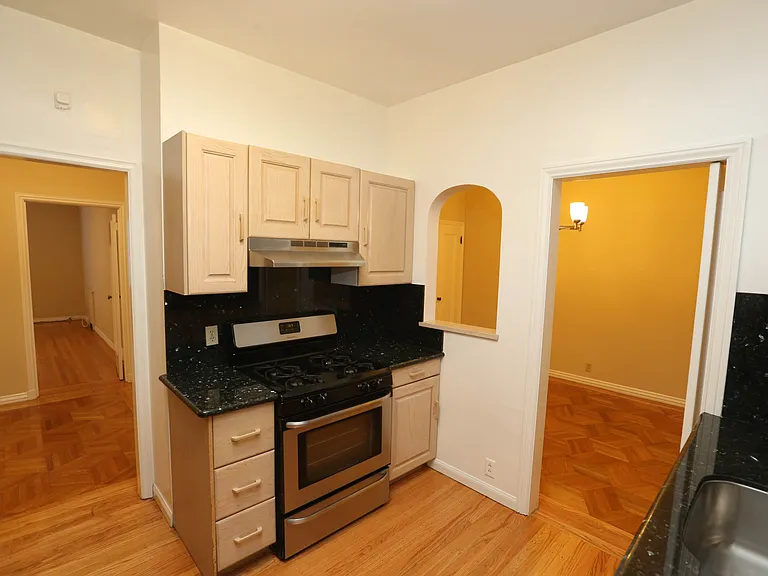 1701 N Point St #106 — Photo 9