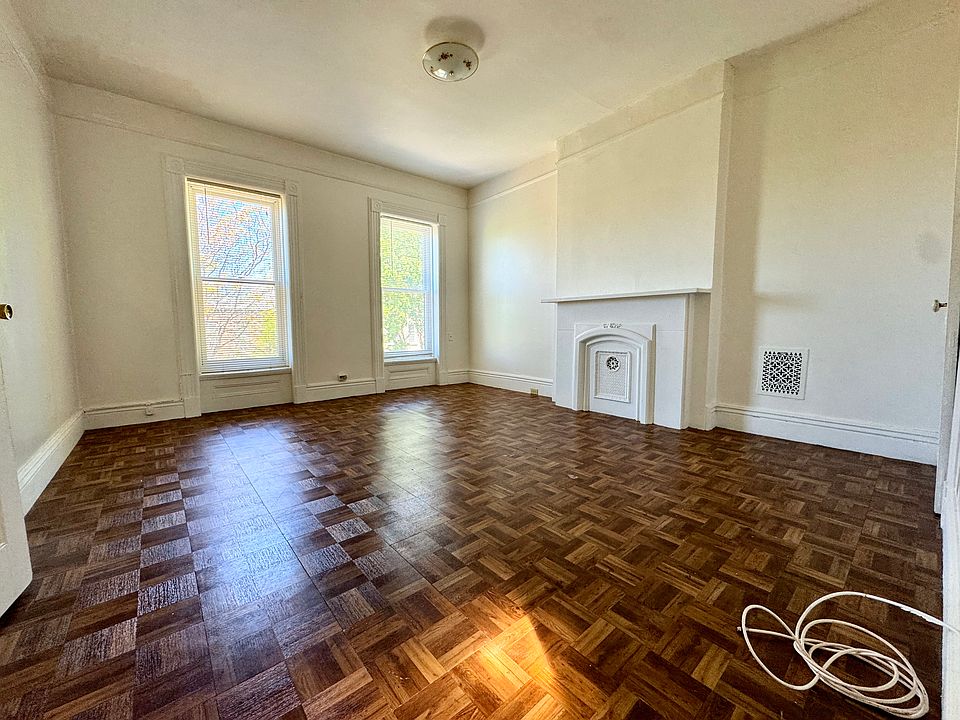 1st image of 547 Macdonough St #2
