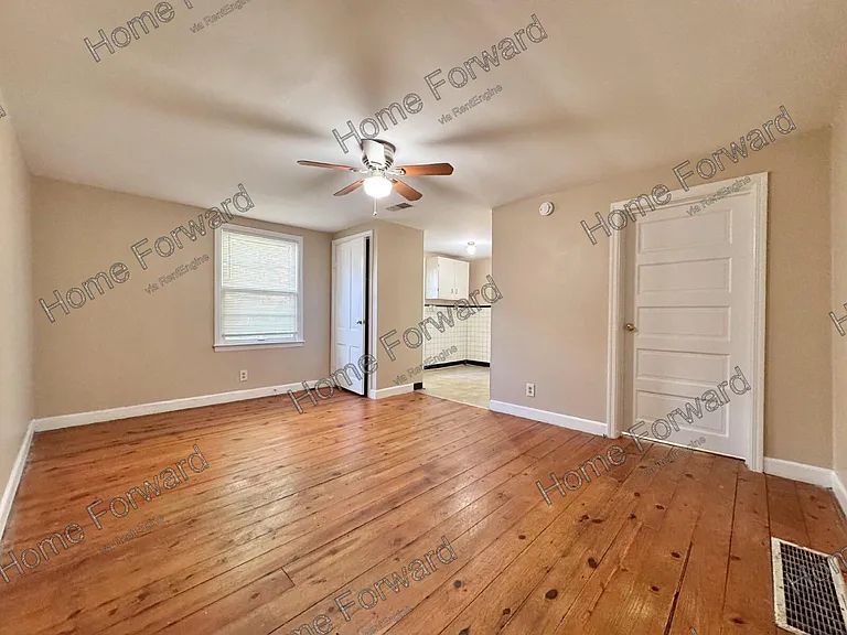 348 Davis Ct — Photo 7