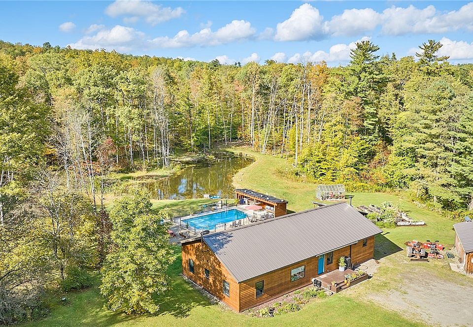 1st image of 204 Candor Hill Rd