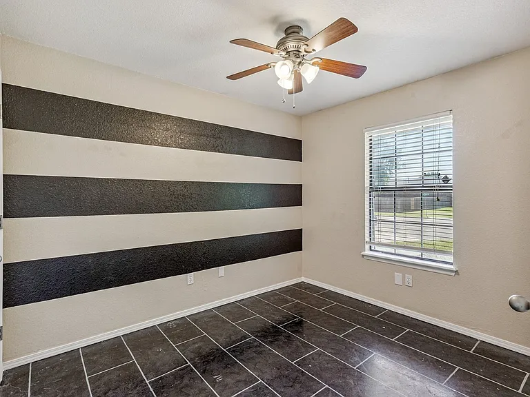 2101 Harbor Dr — Photo 28