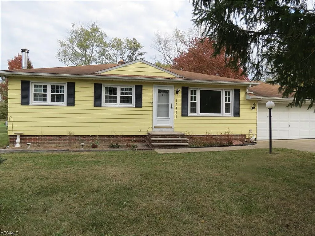 10760 Albion Rd photo 1