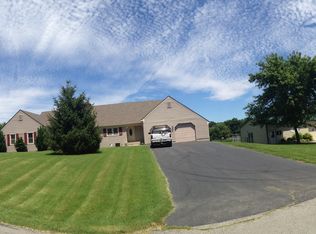 5205 Bud Prather Rd, Sellersburg, IN 47172