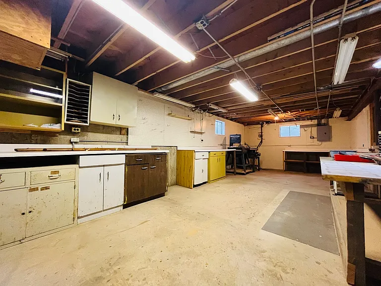 1483 Heather Ln — Photo 25