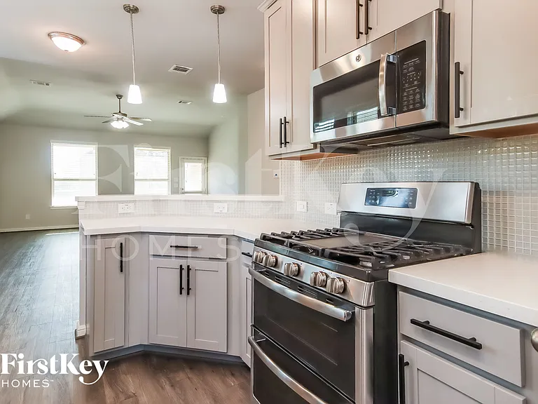 4820 La Piedra Ln — Photo 5