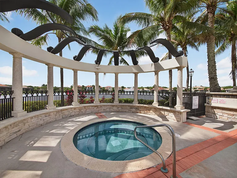 12054 Aviles Circle Palm — Photo 53