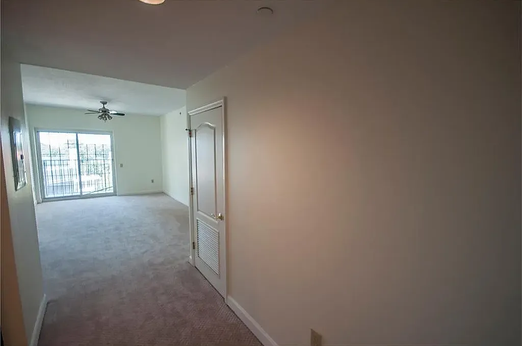 1 bed, 627 sqft, $1,840 — Photo 4