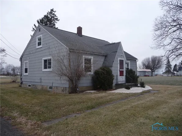 18061 Wegman Rd, Pemberville, OH 43450