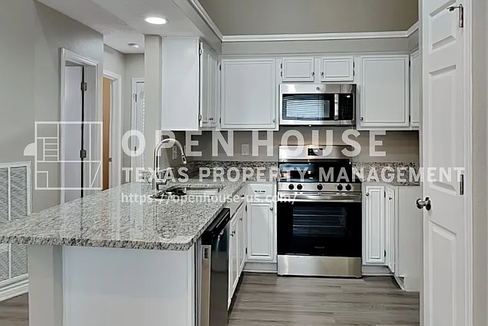 6937 Cheswick Dr — Photo 5
