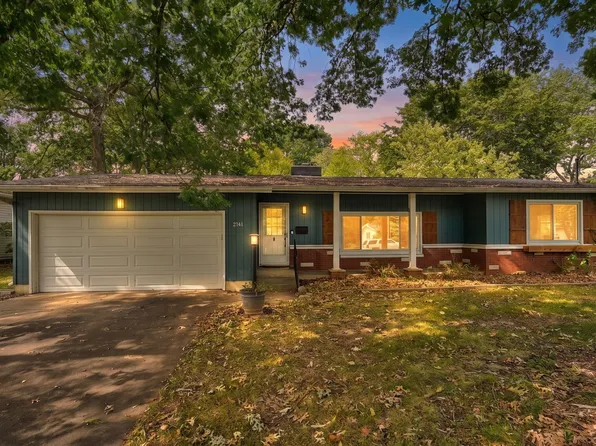 2141 S Oak Grove Avenue, Springfield, MO 65804