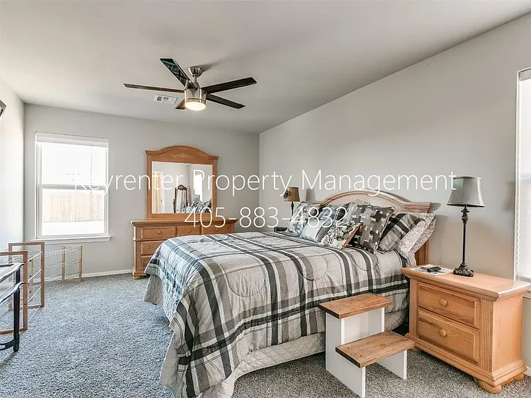1636 Eighty Niner Ter — Photo 15