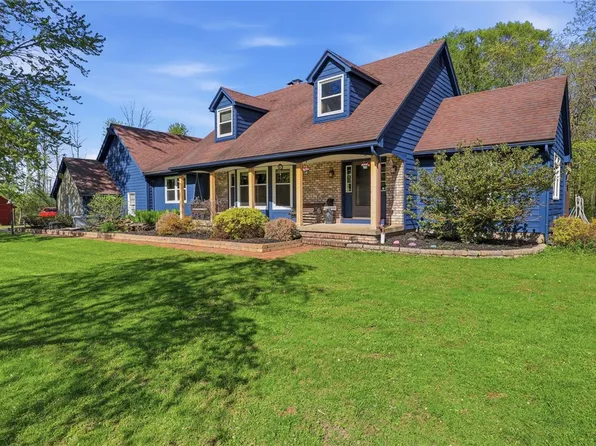 1774 Manitou Rd, Spencerport, NY 14559