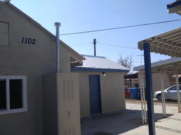 1102 Flora St, Barstow, CA 92311