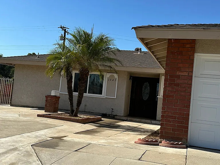 1339 Hartview Ave — Photo 12