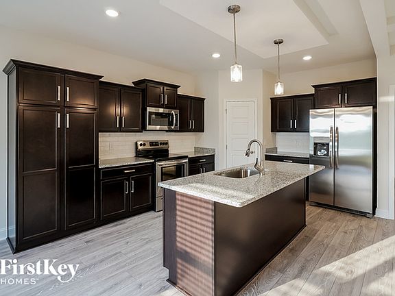 5th image of 612 Galvin Dr